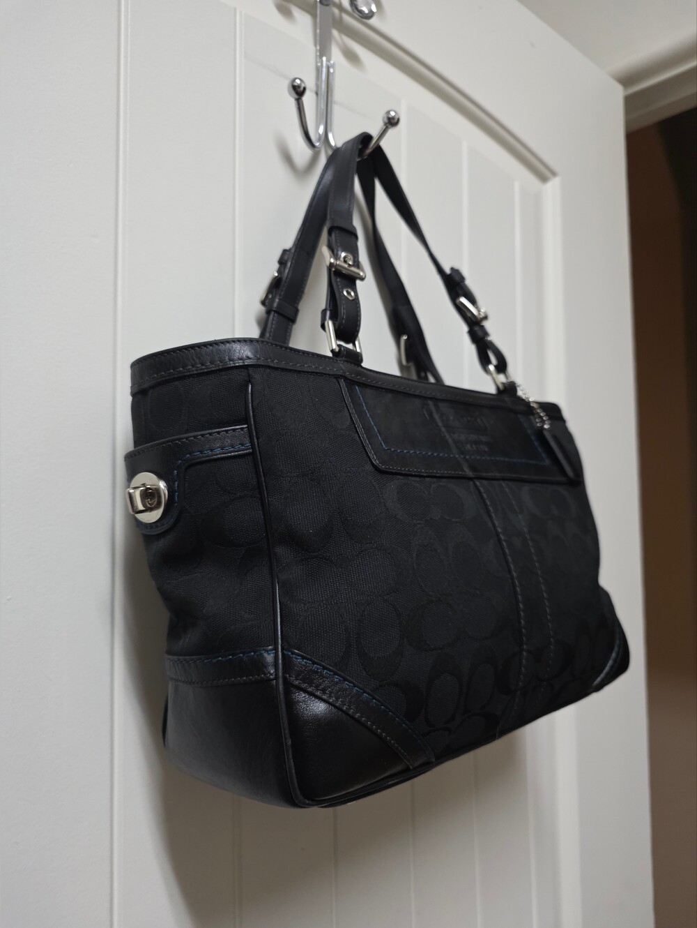 COACH Signature Gallery Tote Bag Vintage